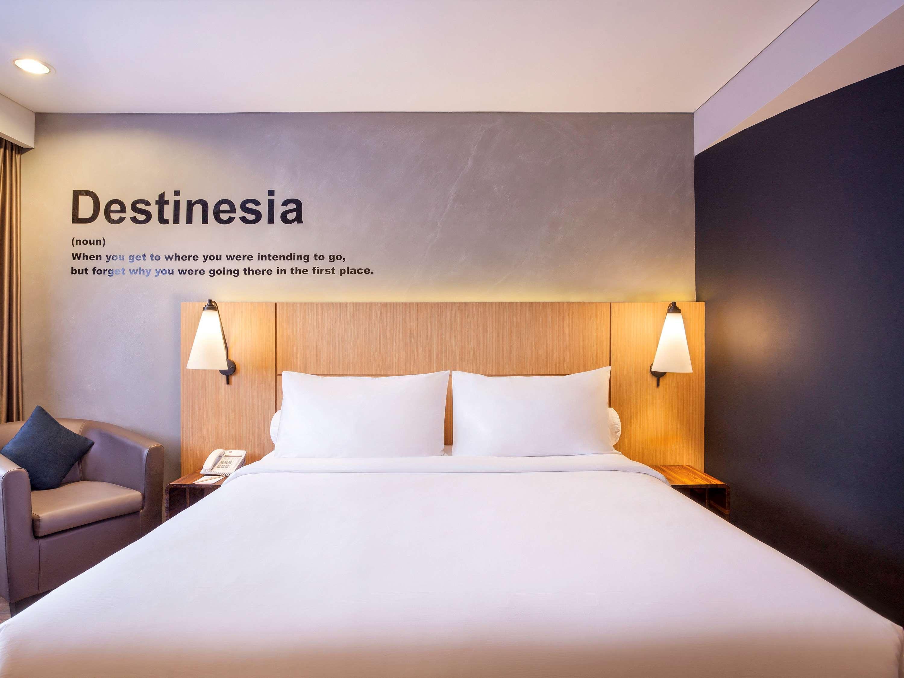 Ibis Pontianak City Center Экстерьер фото