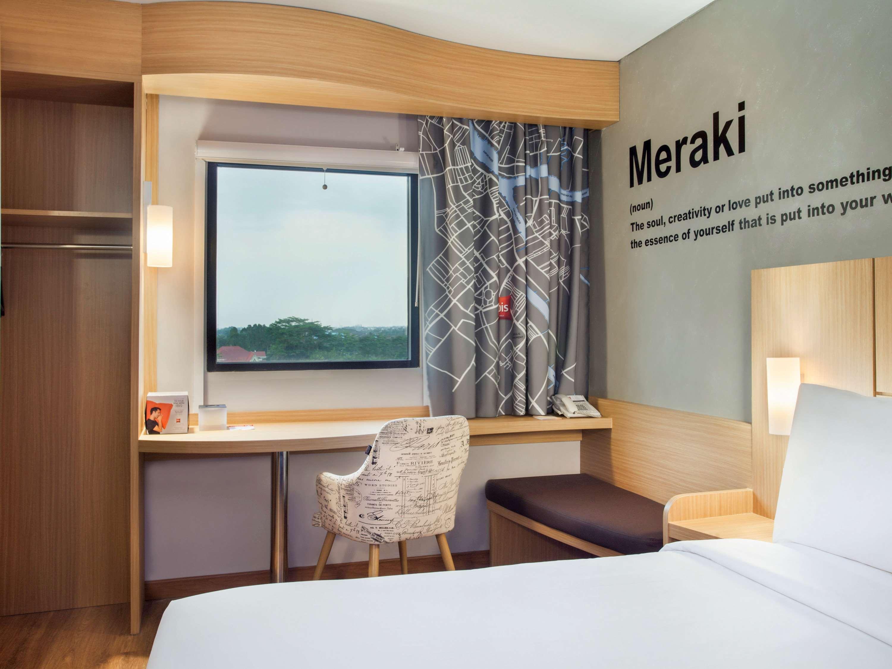 Ibis Pontianak City Center Экстерьер фото