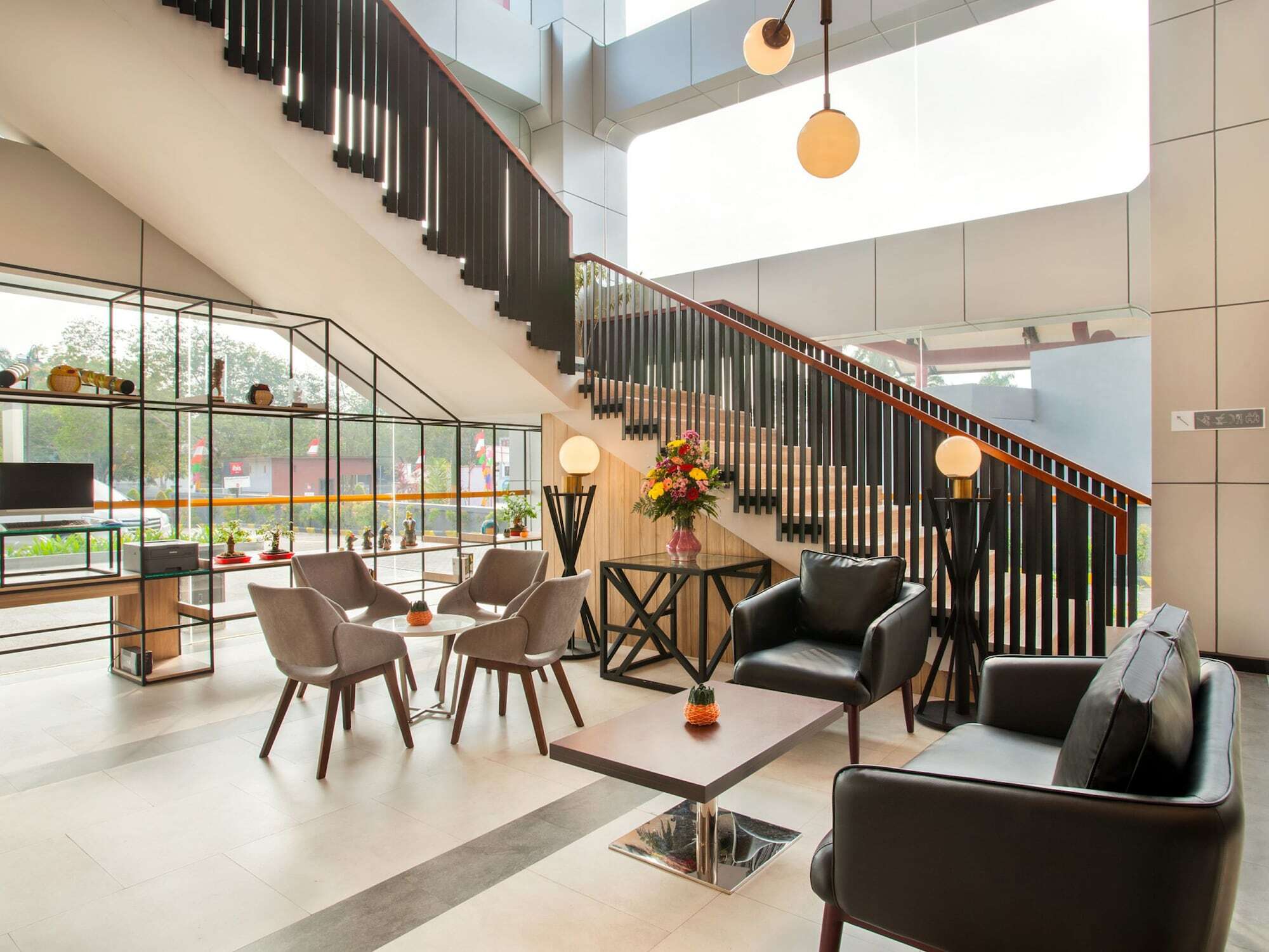 Ibis Pontianak City Center Экстерьер фото
